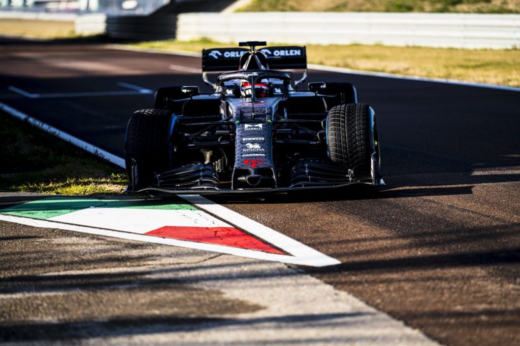 F1 | In pista a Fiorano l'Alfa Romeo C39 2 F1 | In pista a Fiorano l'Alfa Romeo C39 2